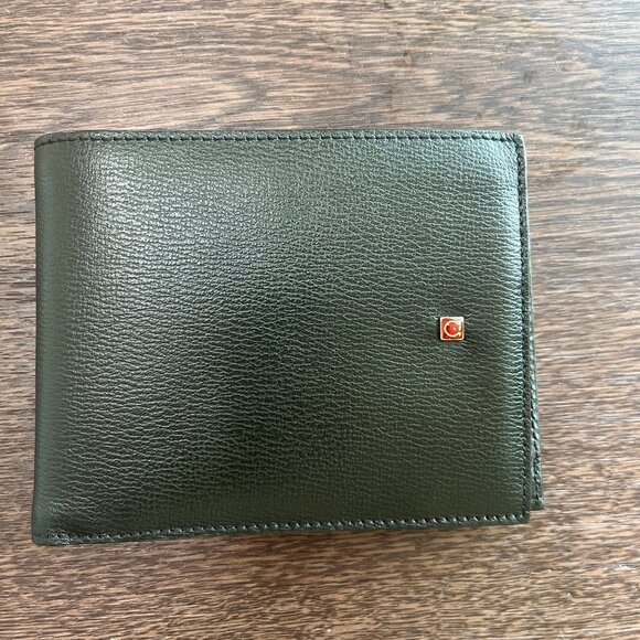 FERRAGAMO BLACK BIFOLD WALLET - Picture 1 of 3